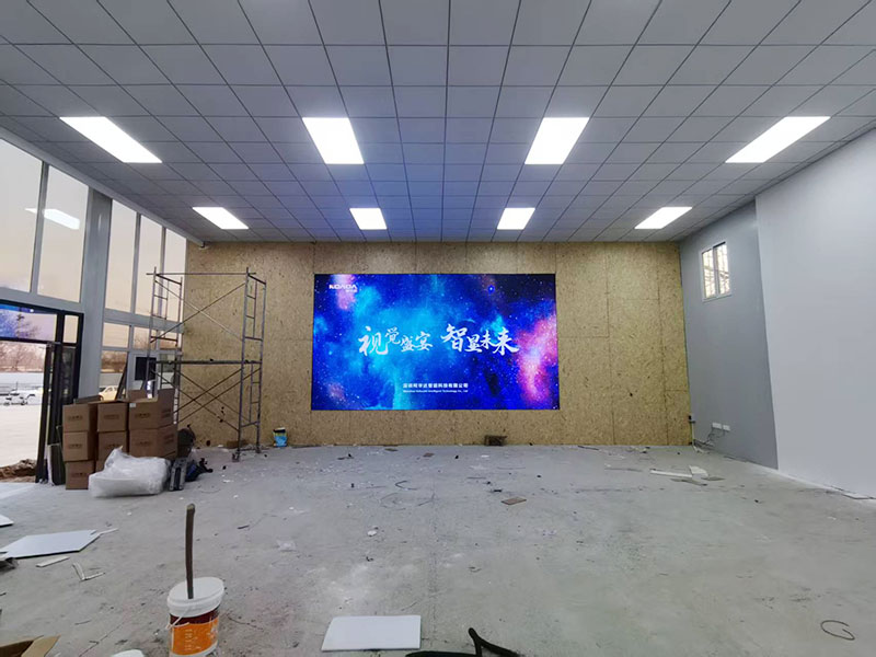 稼軒路臨建項目部應(yīng)用柯華達(dá)P1.86室內(nèi)全彩LED顯示屏